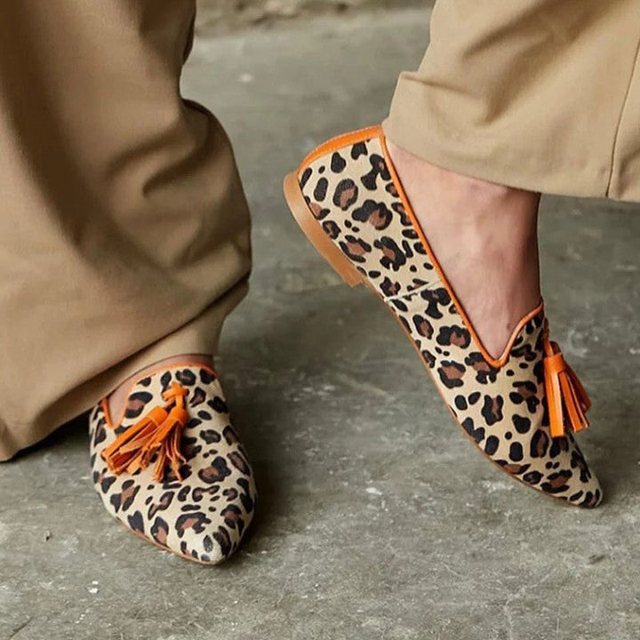 Orange Leopard#Orange Leopard_3