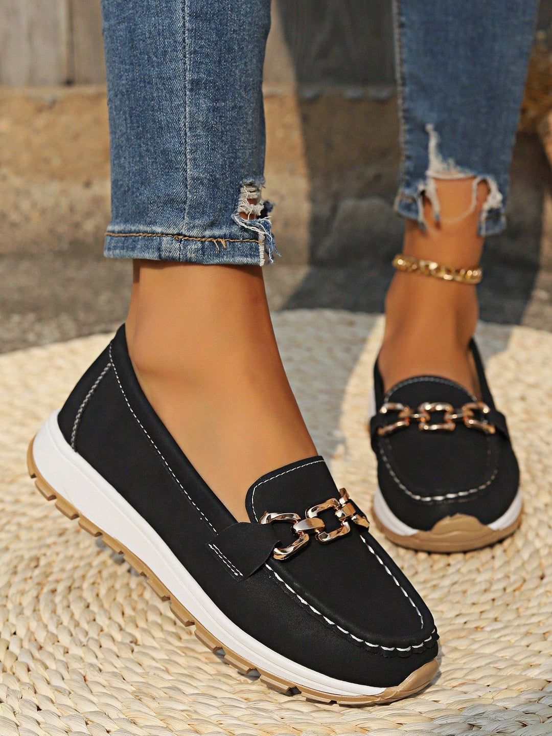 Black#Black_1