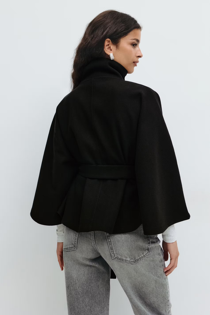 THALINDRAE – ELEGANT WOMEN’S BELTED COAT