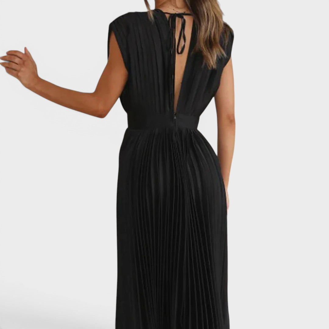 Bernice | Timeless Pleated Midi Dress