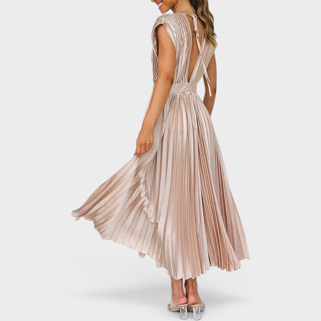 Bernice | Timeless Pleated Midi Dress