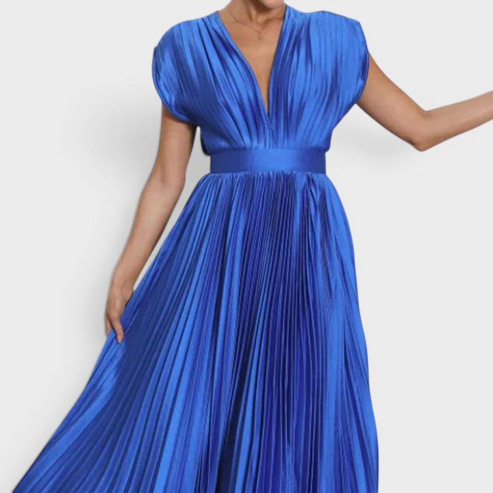 Bernice | Timeless Pleated Midi Dress