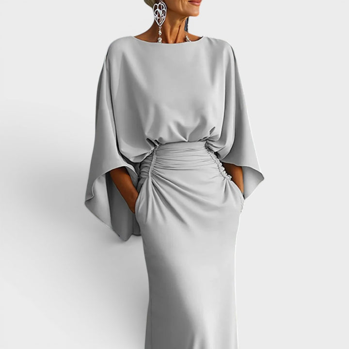 Clara | Elegant V-neck Backless Maxi Dress