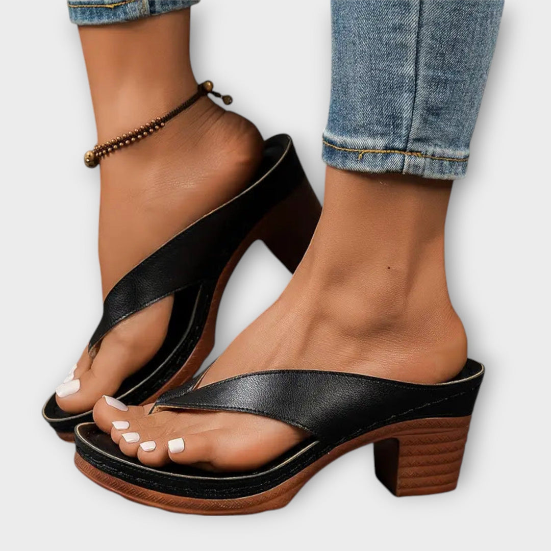 Emily - Stylish Heeled Slippers