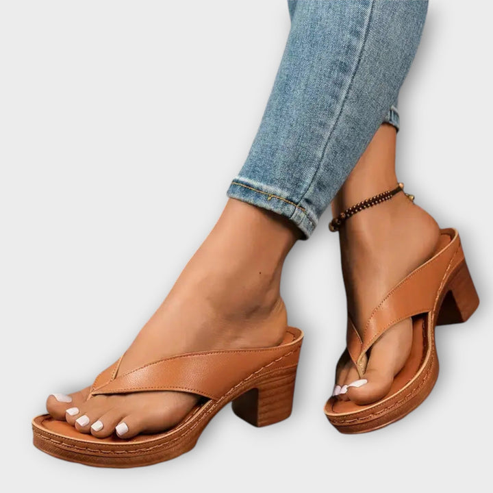 Emily - Stylish Heeled Slippers