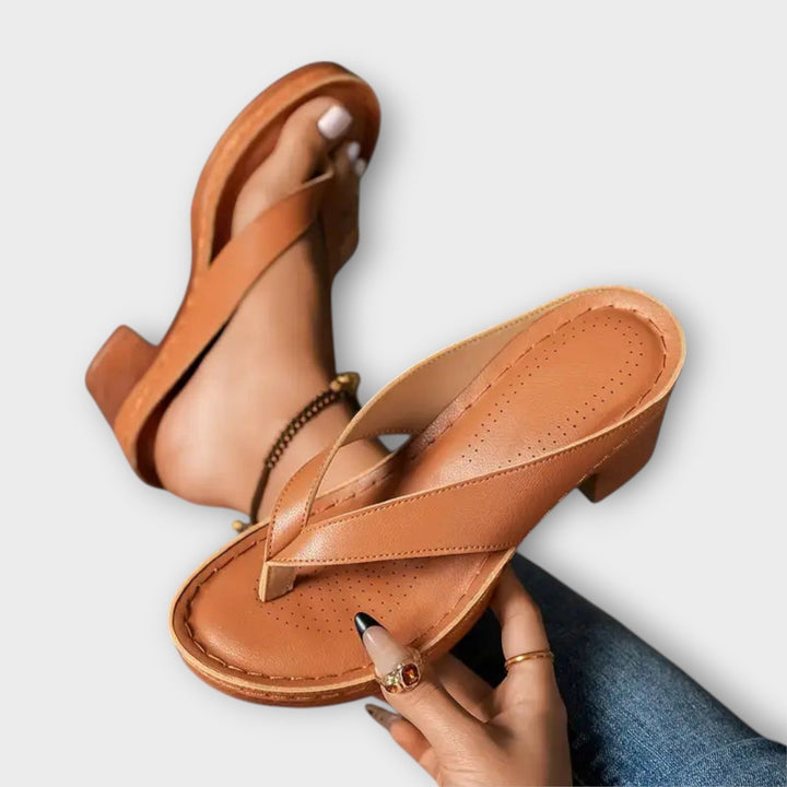 Emily - Stylish Heeled Slippers