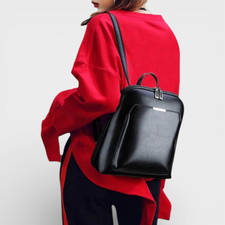 Saskia - Classic Backpack with Double Zipper