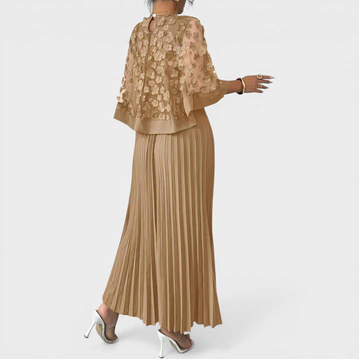 Mia | Elegant Pleated Maxi Dress