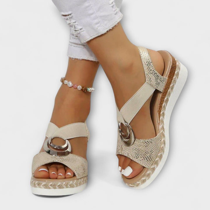 Izza - Comfortable Women's Sandals