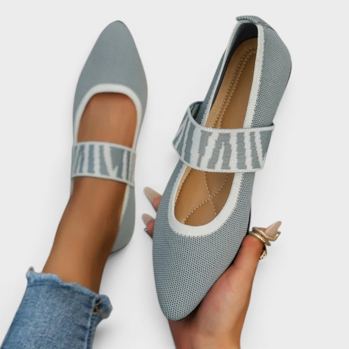 Monroe | Elegant Pointed Knit Flats