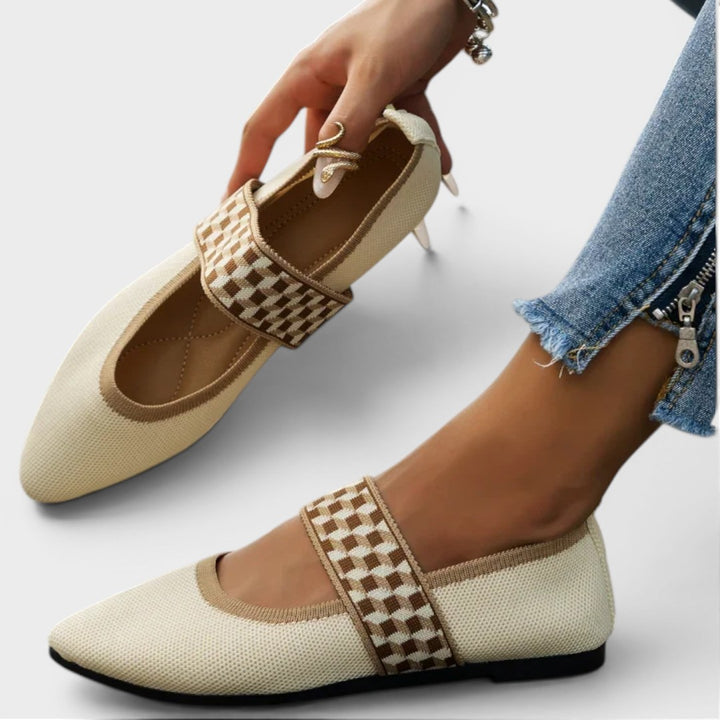 Monroe | Elegant Pointed Knit Flats