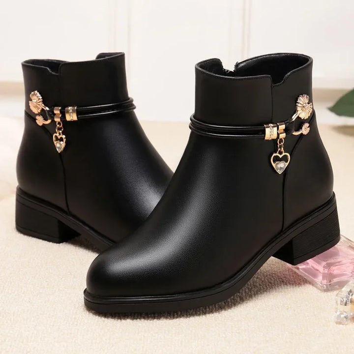 Black#Black_1