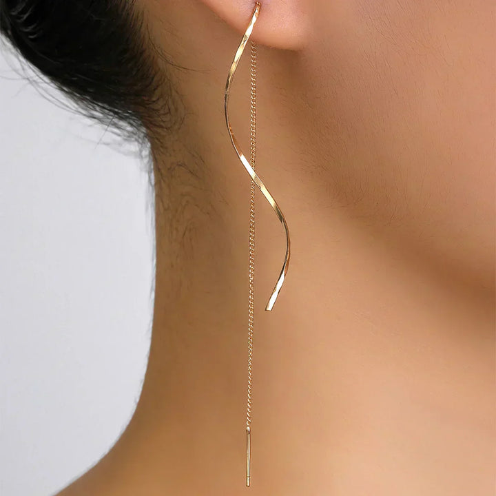 Aurora Earrings with Wavy Design