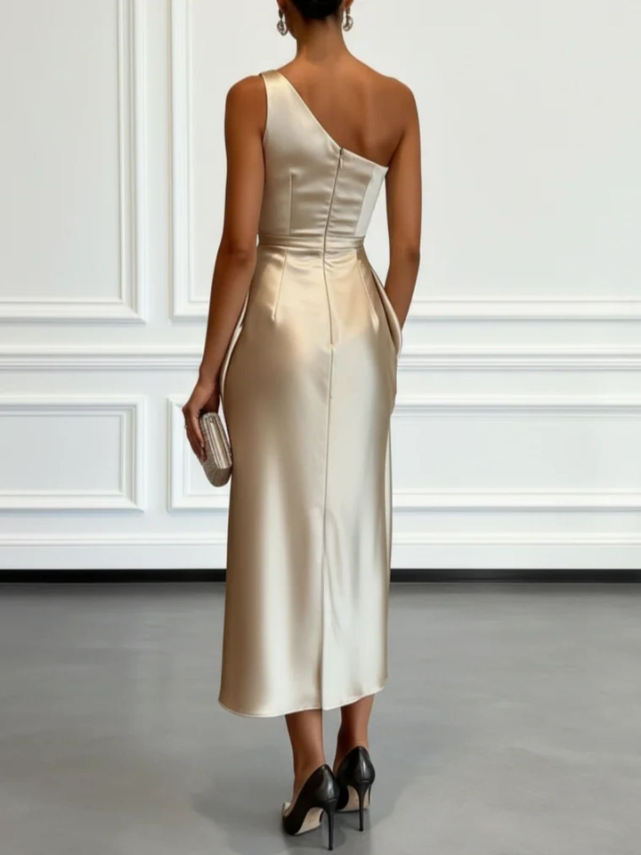 Rosemarie | Elegant Midi Dress