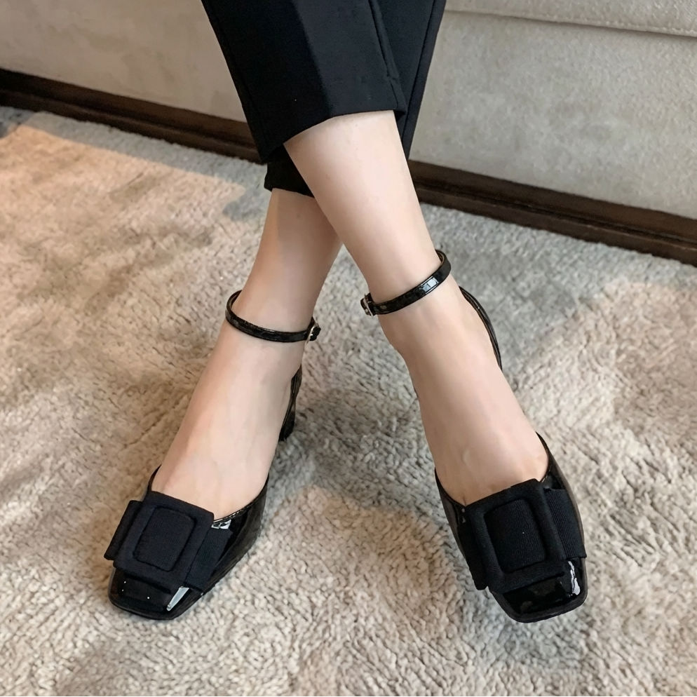 Black#Black_1