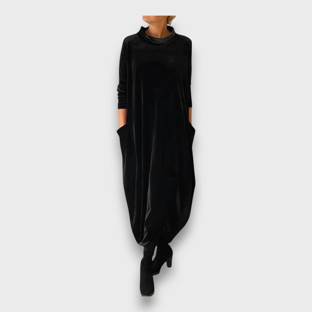 Éloura | Velvet Elegant Maxi Dress