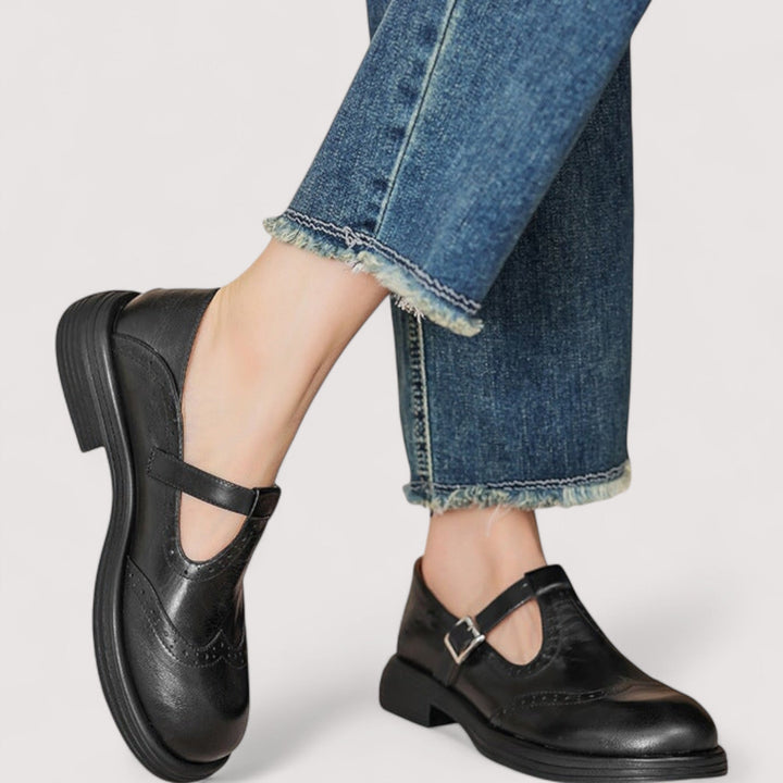 Louisa - The Orthopedic Shoes