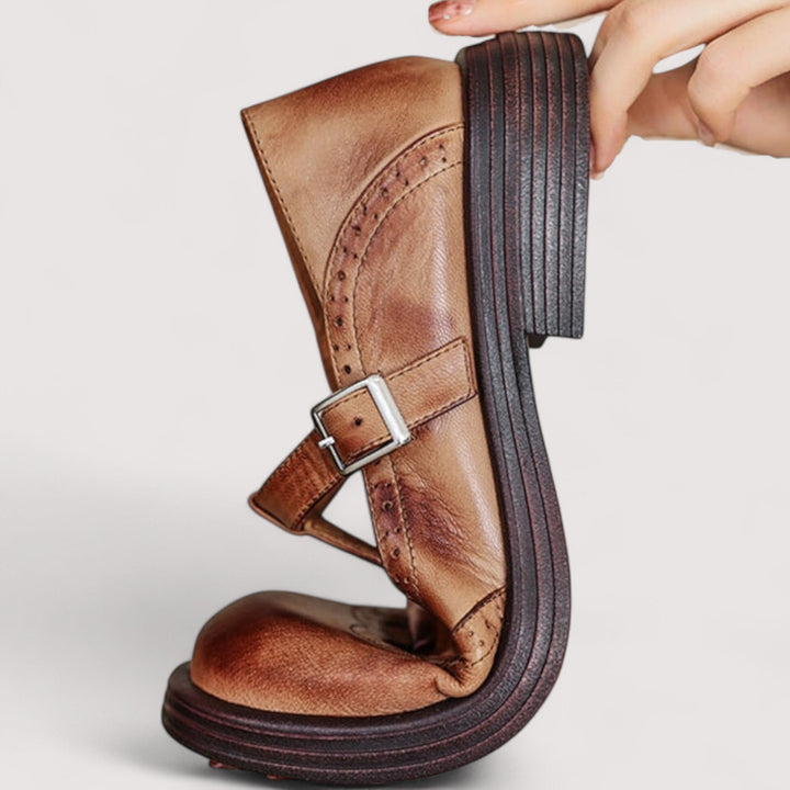 Louisa - The Orthopedic Shoes