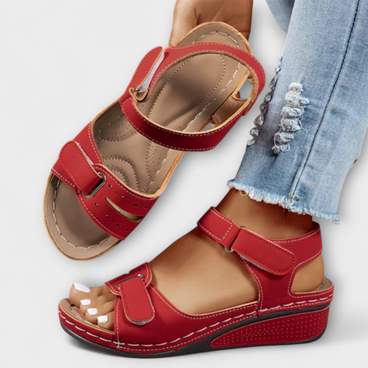 Solea - Comfortable Sandals