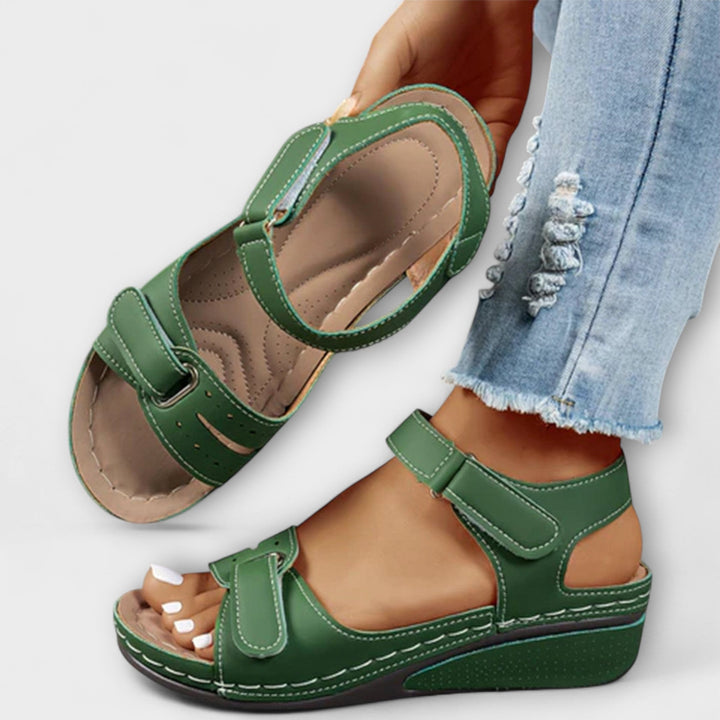 Solea - Comfortable Sandals